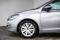 Foto č. 8 - Peugeot 308 1.2 e-THP Business Line 2015