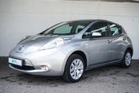 Nissan Leaf . 2015