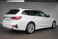  Foto č. 4 - BMW 320 2.0 d Touring xDrive AT 2021